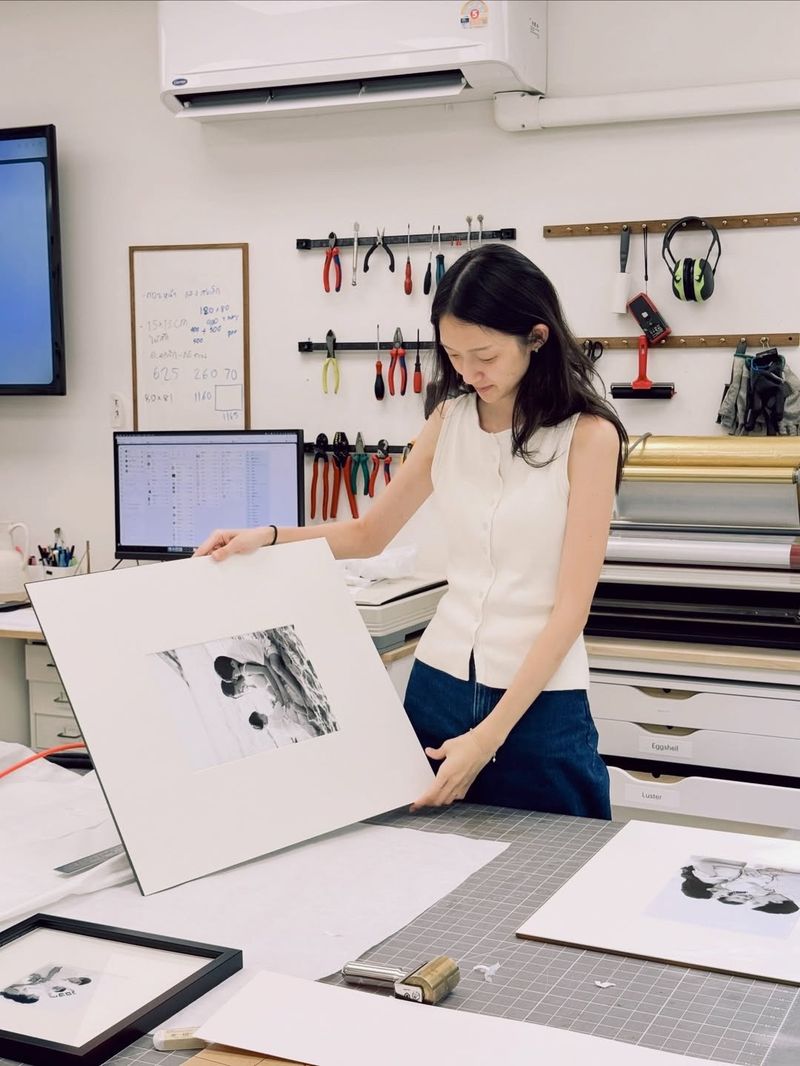 Building a frame by hand in the studio